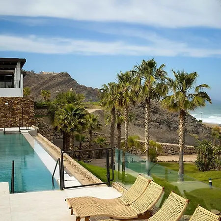 Calaluna Appartement *